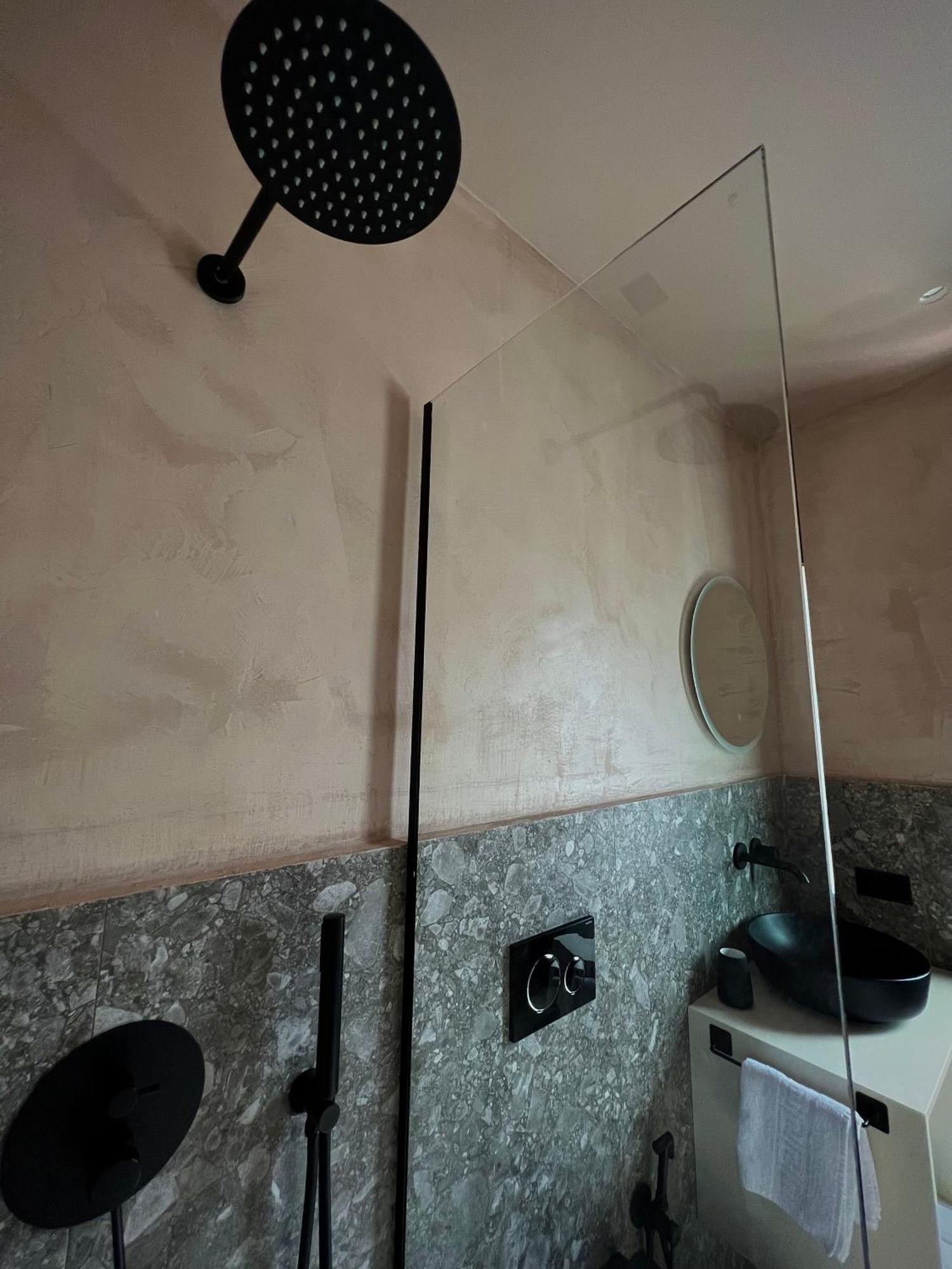 Rex Hotel Boutique تيرانا المظهر الخارجي الصورة