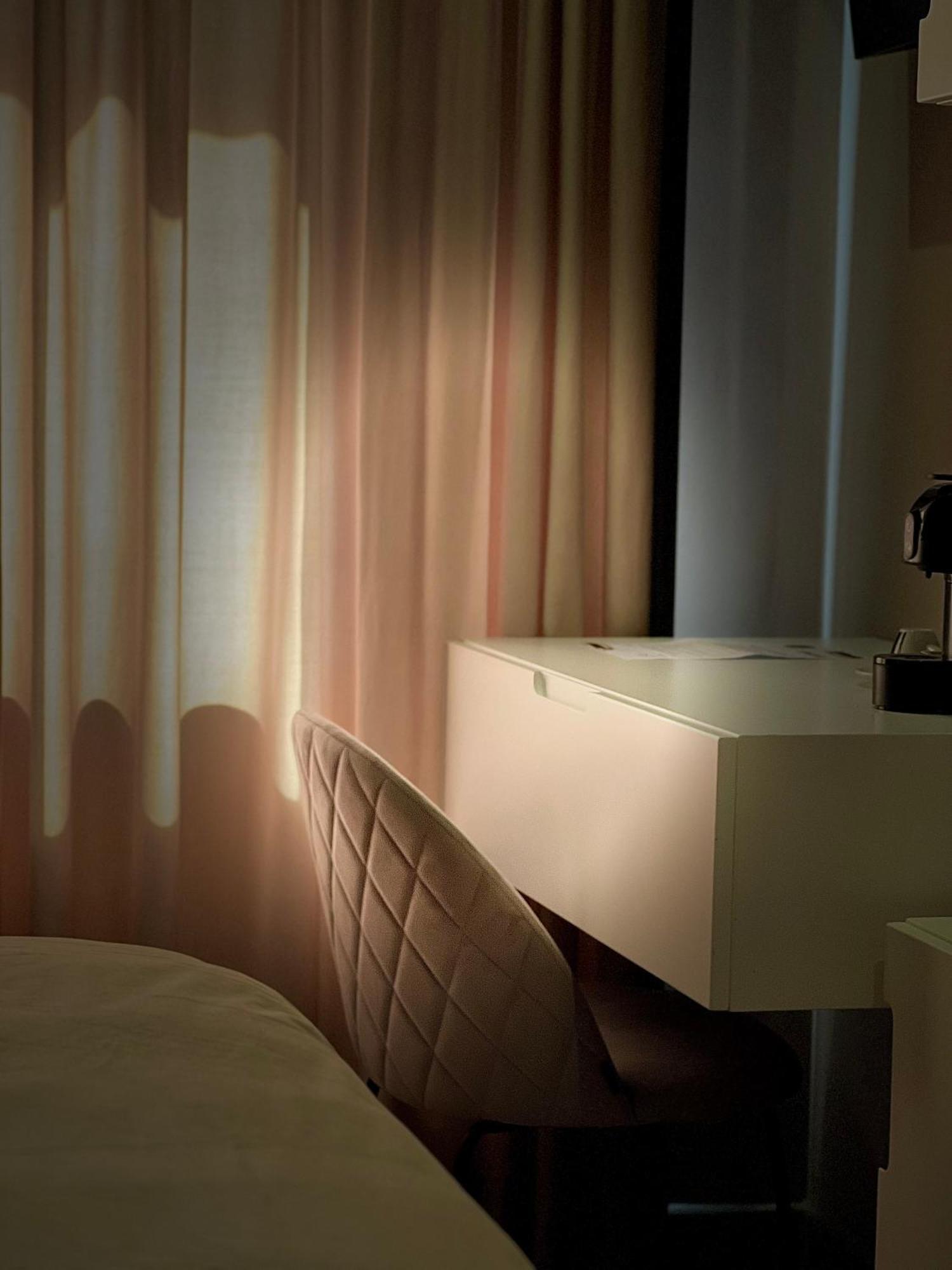 Rex Hotel Boutique تيرانا المظهر الخارجي الصورة