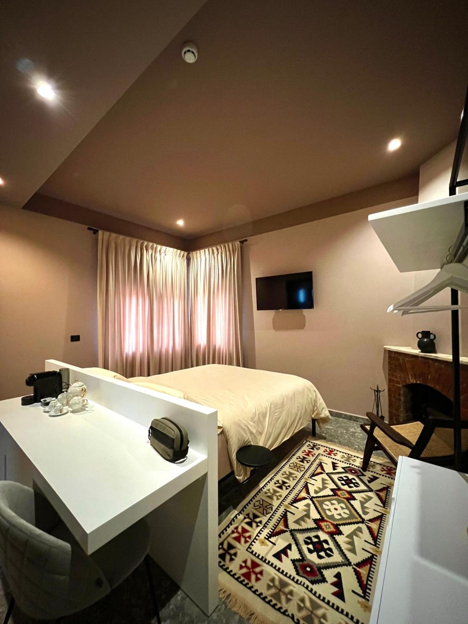 Rex Hotel Boutique تيرانا المظهر الخارجي الصورة